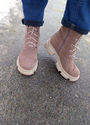 Зимние ботинки бежевые коричневые на меху замшевые7 фото