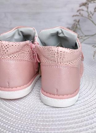 Фирменные демисезонные ботинки на девочку ботиночки детские новая модель 2022 весна-осень5 фото