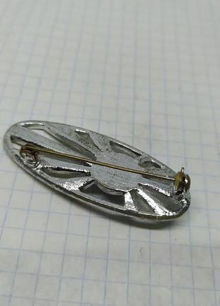 Брошь 3