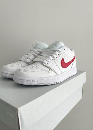 Кроссовки женские найк nike air jordan3 фото