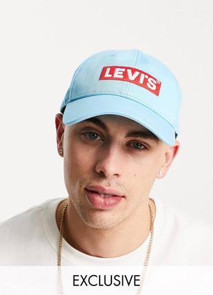 Кепка levi's