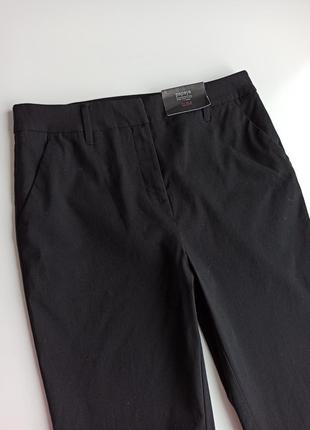 Черные прямые стрейчевые брюки4 фото