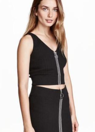 Топ на молнии от h&m