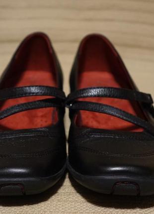Комфортні чорні шкіряні туфлі в мокасинном стилі naturalizer сша 41 р. ( 26,5 див.)2 фото
