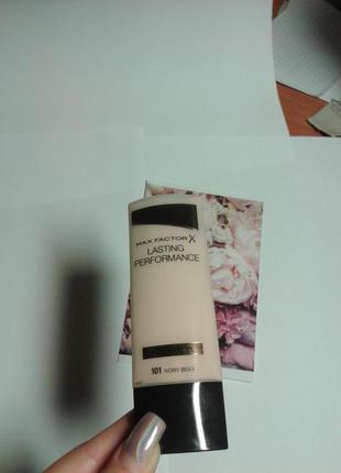 Тональна основа max factor lasting performance відтінок 101 ivory beige2 фото