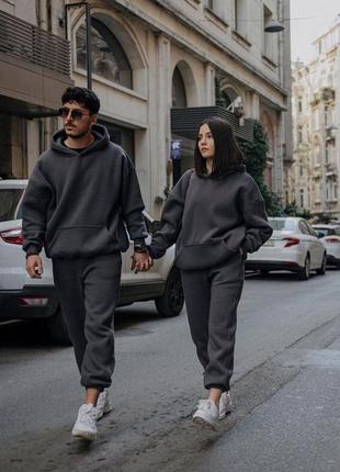 Парные оверсайз костюмы