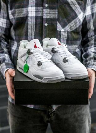 Женские кроссовки nike air jordan retro 4 white\grey