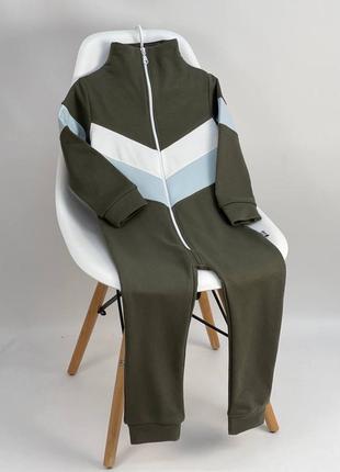 Трикотажний комбінезон хакі для хлопчика комір стійкою