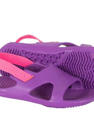 Slippers in decathlon deals