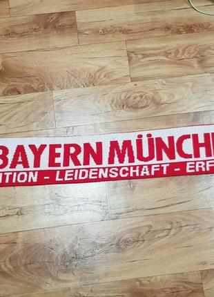 Футбольный шарф bayern munchen mia san mia