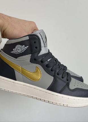 Кроссовки женские  air jordan