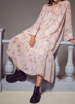 Ніжне плаття від h&m