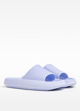 Пляжные шлепанцы bershka