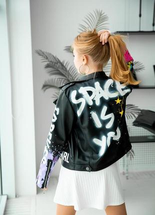 Куртка-косуха черная graffiti эко-кожа для девочки подростка 140-1765 фото
