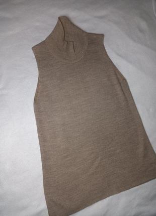 Вязаная маечка