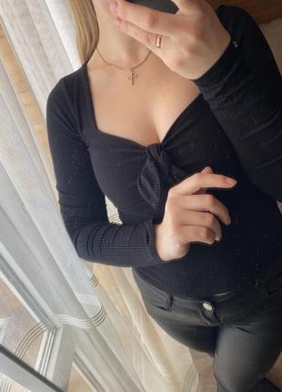 Стильный топ в рубчик