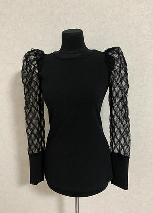 Кофточка з пишними рукавами