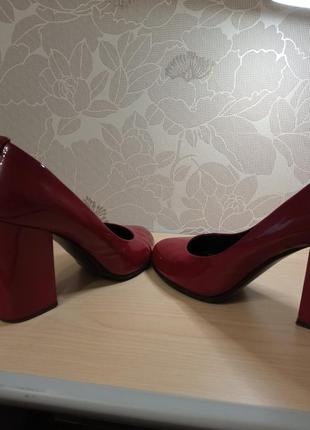 Лаковые туфли красные vicini4 фото