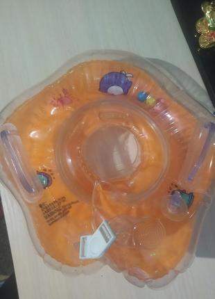 Коло для купання немовлят на шию
