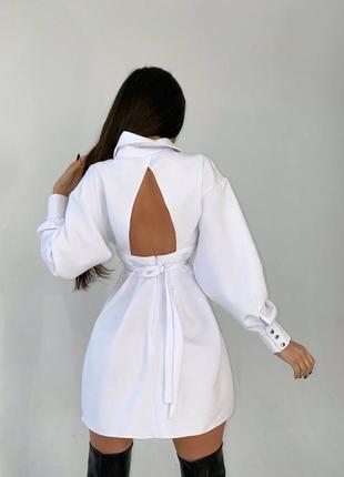 Приталенное платье-рубашка на кнопках с открытой спиной4 фото