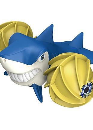 Акула на радиоуправлении