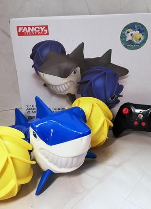 Акула на радіоуправлінні 2