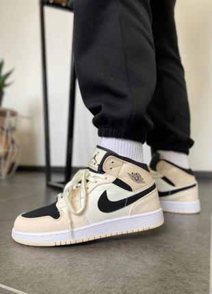 Nike air jordan 1 high light cream black мужские кроссовки найк аир джордан