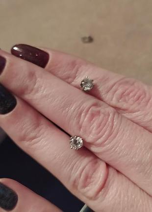 Пусеты бренд