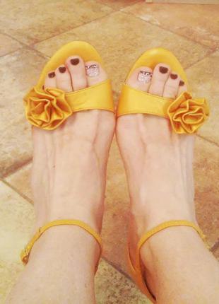 Босоножк+и-праздник поднимут вам настроение