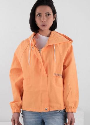 Стильная оранжевая осенняя весенняя демисезон куртка ветровка оверсайз1 фото