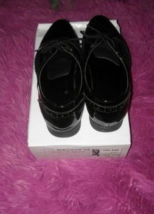 Туфлі лакові +подарунок. 4