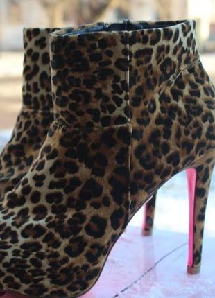 Ботильйони, лабутены анималистичный принт atmosphere 40-41