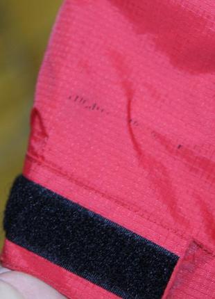 В наличии штормовка на мембране от vaude