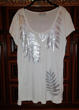 Футболка біла вільна