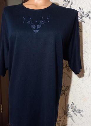 Футболка розмір 52