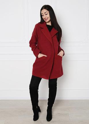 Модное кашемировое пальто бордо1 фото