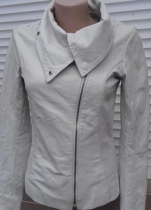 Куртка шкіряна