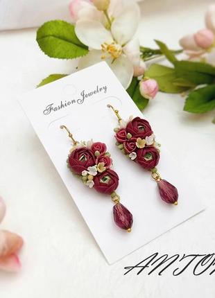 Сережки з мініатюрними квітами, сережки квіти, сережки бордові квіти1 фото