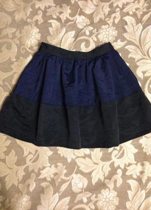 Шикарная пышная юбочка,покупалась в сша,бренд express