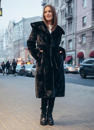 Шуба жіноча зимова з штучного хутра, з капюшоном і поясом - 041 чорний колір