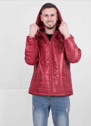 Стильная красная осенняя весенняя демисезон куртка ветровка с капюшоном большой размер батал мужская3 фото