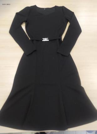 Стильное чёрное платье2 фото