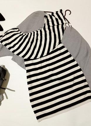 Miss selfridge черно-белое летнее платье в стиле бохо с пелериной рюшами1 фото