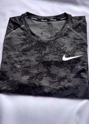 Фірмова чоловіча спортивна футболка nike pro dri-fit p. l 48-504 фото