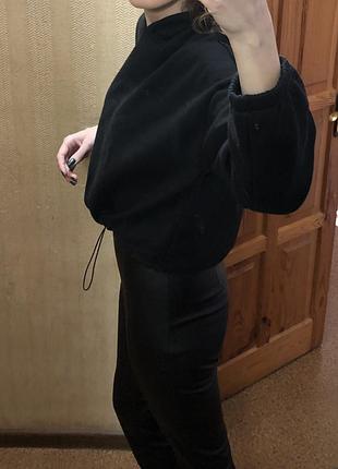 Чёрное укороченное худи 7