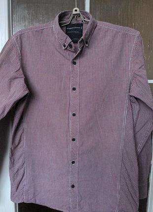 Необычная рубашка от именитого бренда.