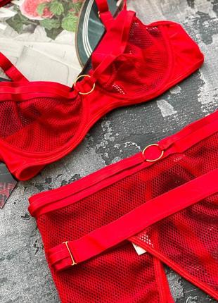 Червоний комплект білизни з поясом і гартерами на ніжки8 фото