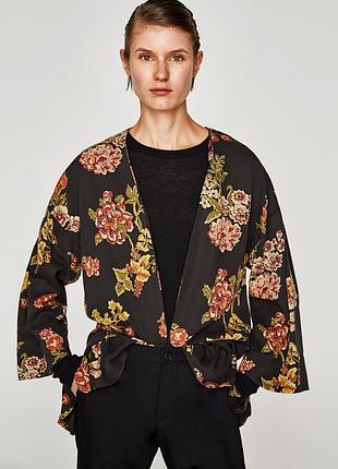 Накидка в восточном стиле zara