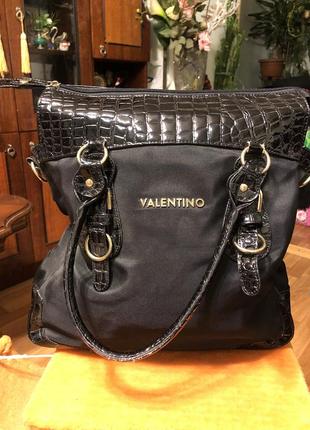 Сумка большая женская  valentino.