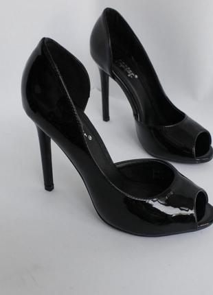Черные лаковые туфли женские открытые2 фото
